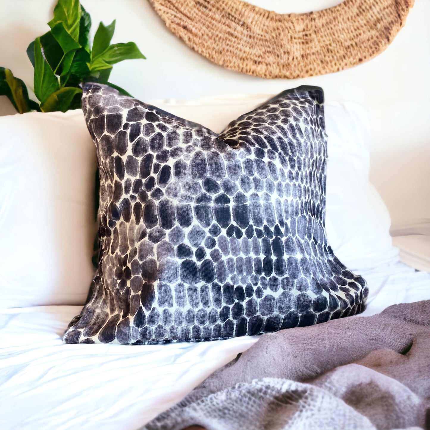 Shoreline Wildside Snake Cushion Cover