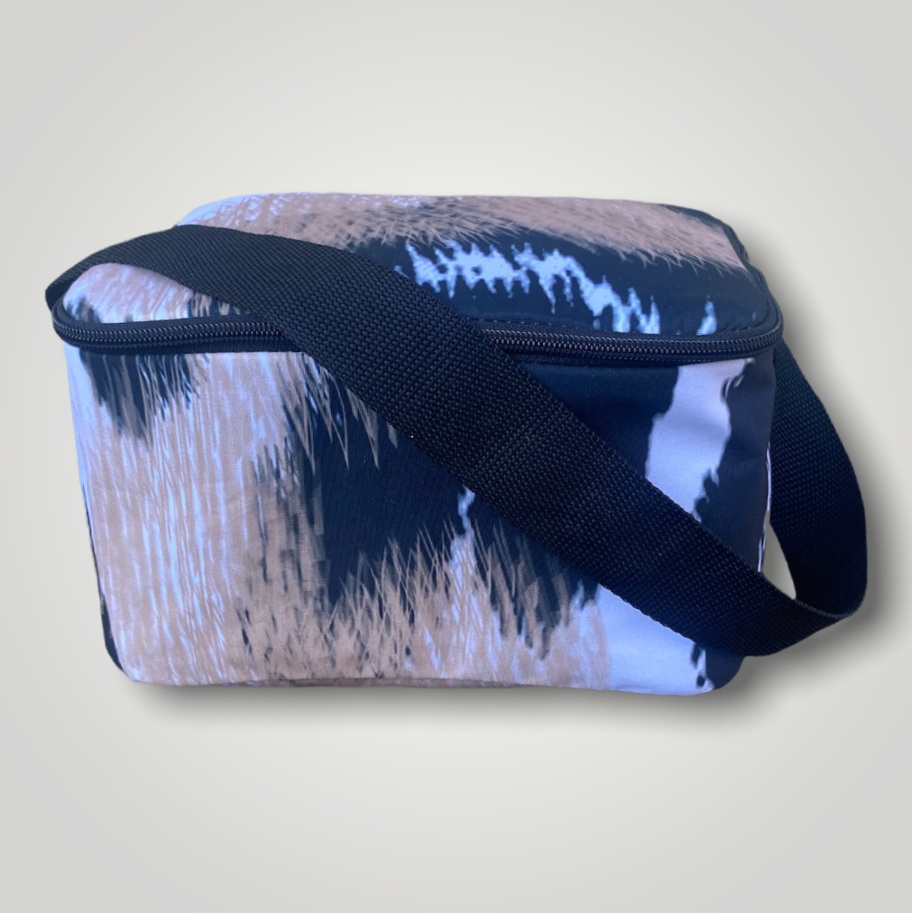 Shoreline Lunch Bag Into the Wild