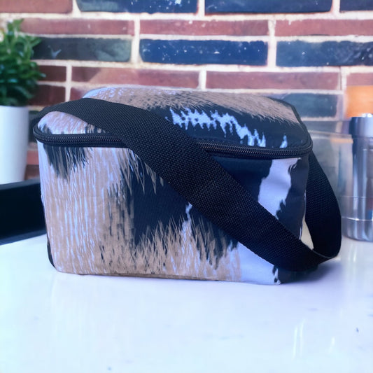Shoreline Lunch Bag Into the Wild