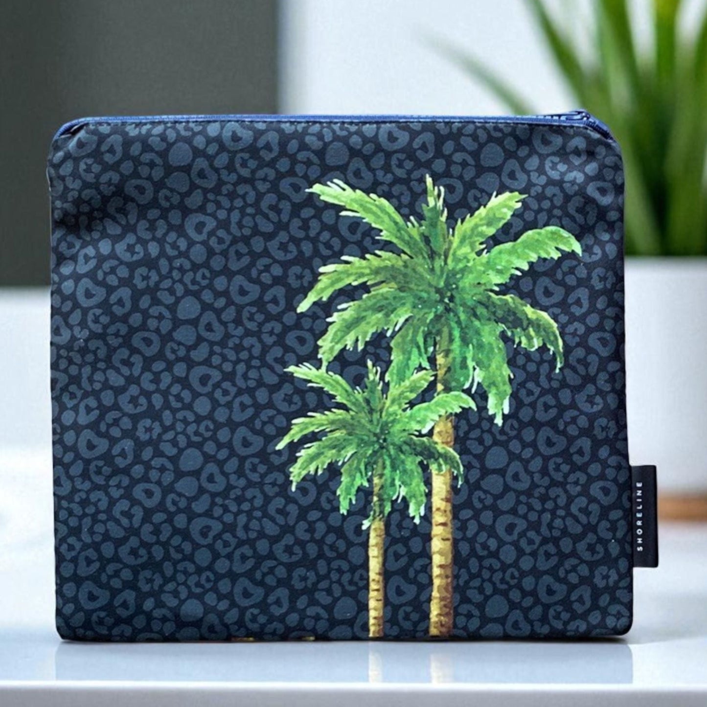 Poolside Bliss Leopard Palm Pop Toiletry Bag - Black Leopard
