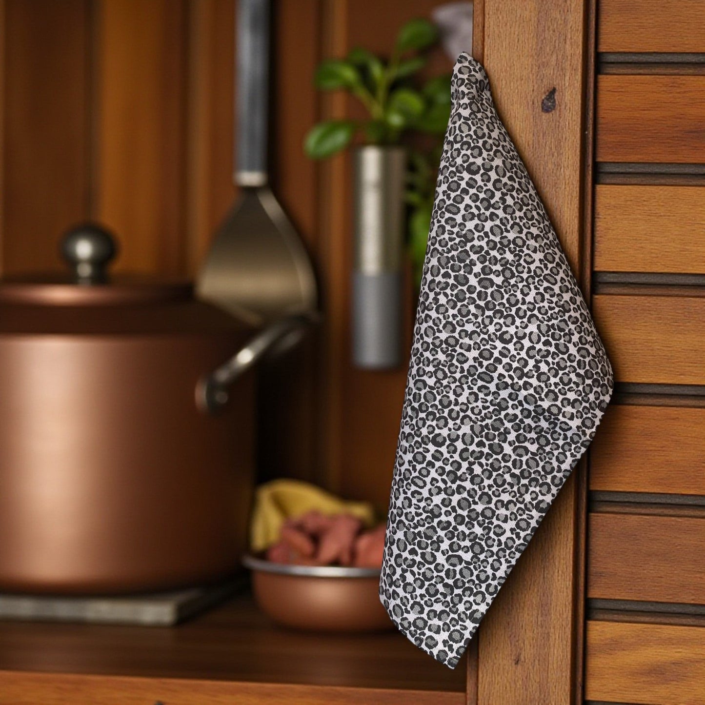 Safari Luxe Textured Leopard Print Tea Towel - Natural