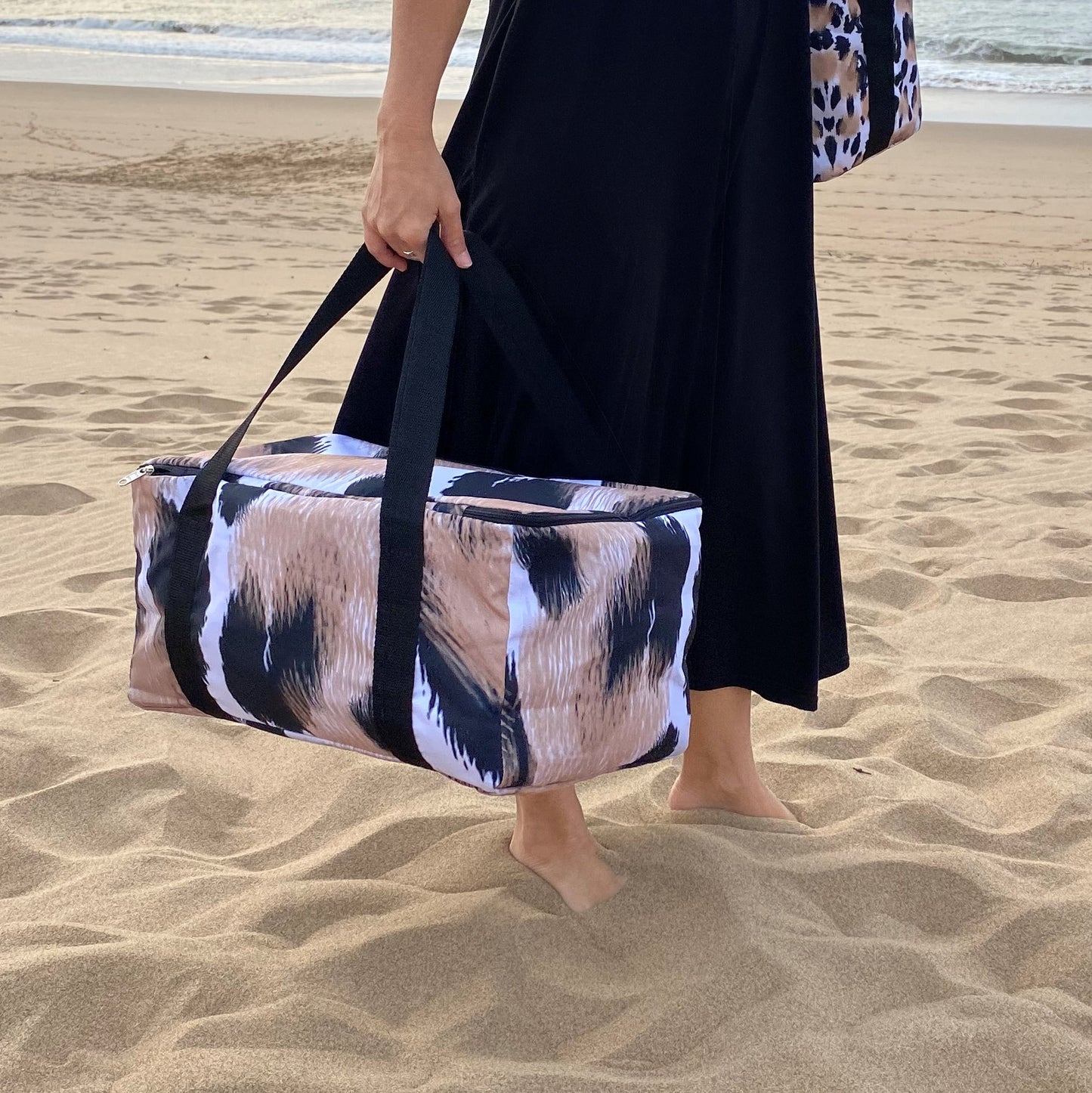 Shoreline Family Cooler Bag Into the Wild