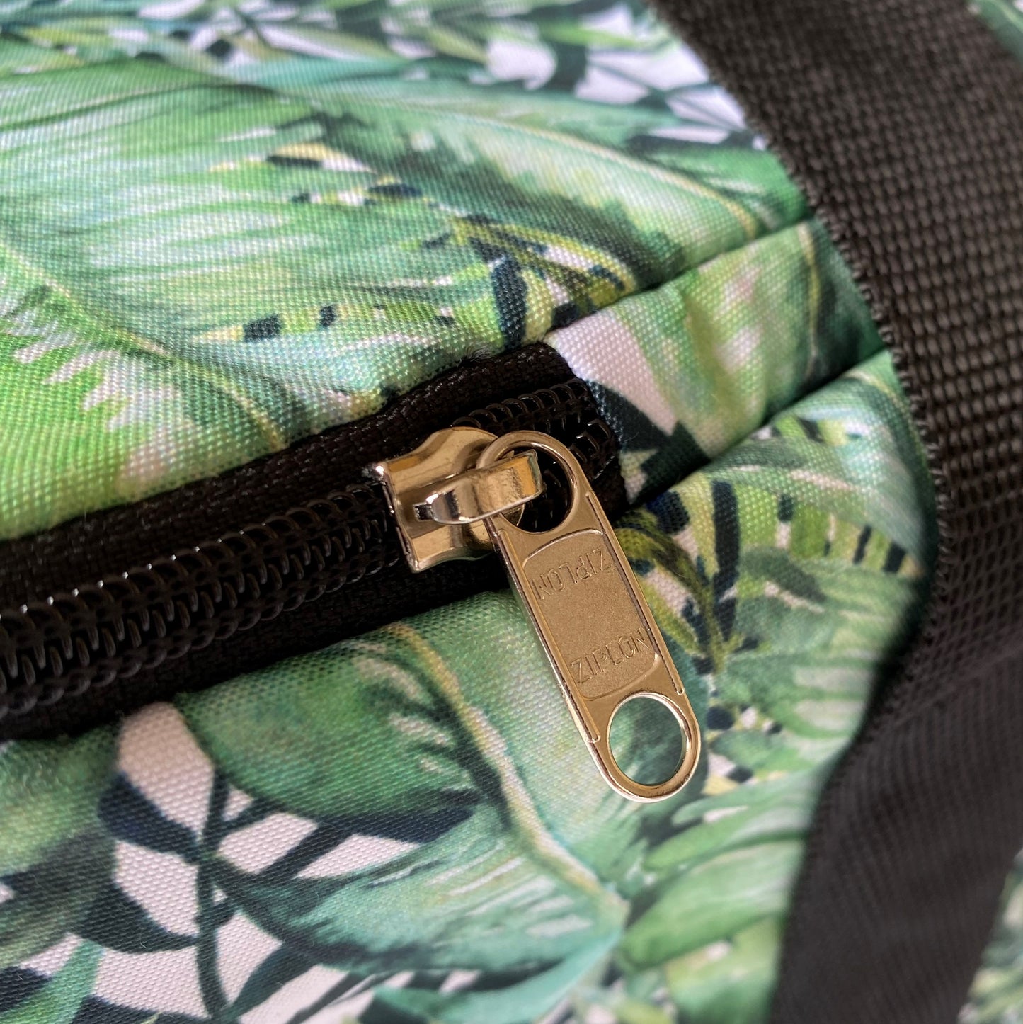Shoreline Family Cooler Bag Tropical Leaf