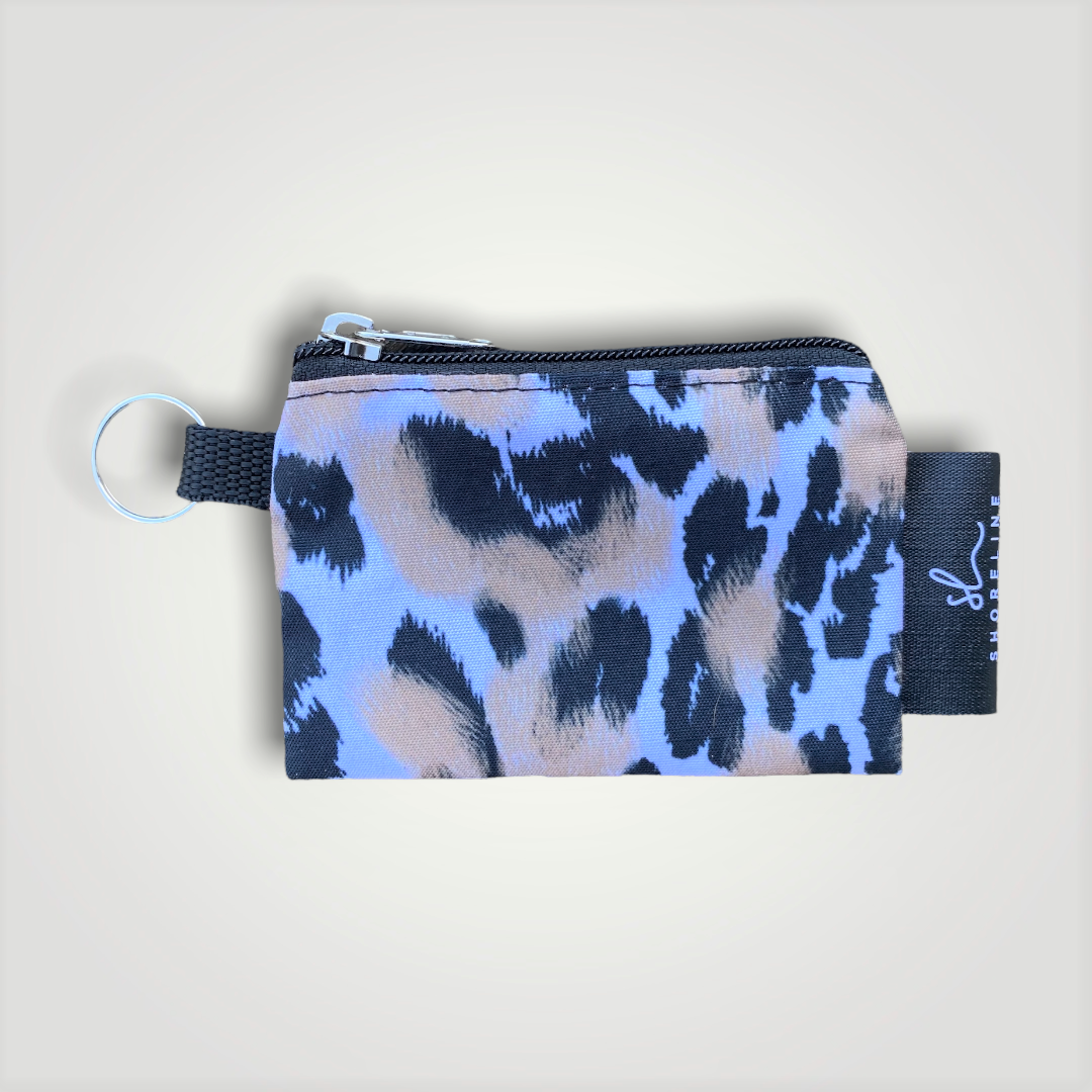 Shoreline Keyring Pouch Into the Wild